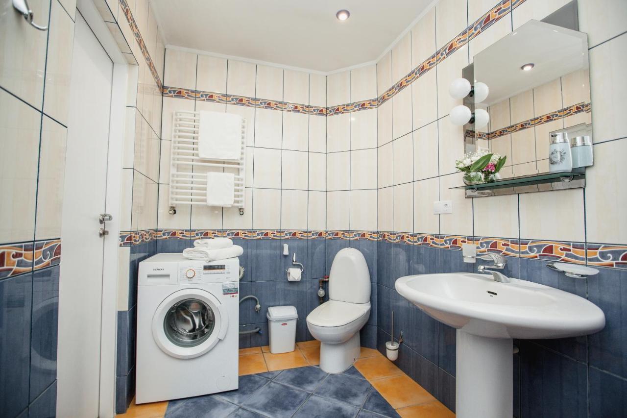 Korali Apartment Ivano-Frankivs'k Luaran gambar